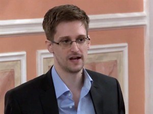 Electronic spy agency defends its role in Internet hunt for terrorists | iNFOnews.ca CP31666611