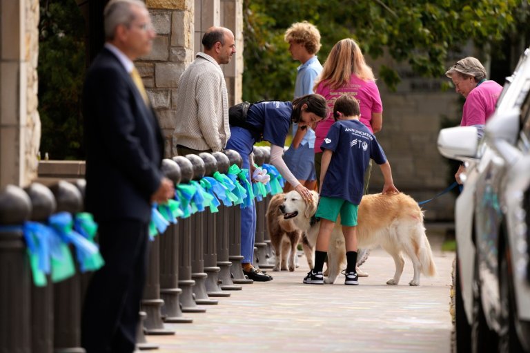 Hundreds mourn 8-year-old Fletcher Merkel, who was killed in a mass shooting at a Minneapolis church | iNFOnews.ca