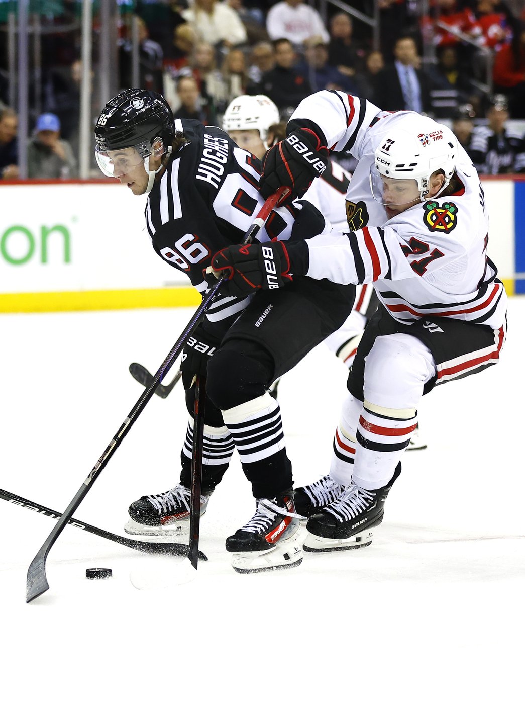 Jack Hughes helps the Devils rally for a 4-1 victory over the Blackhawks | iNFOnews.ca