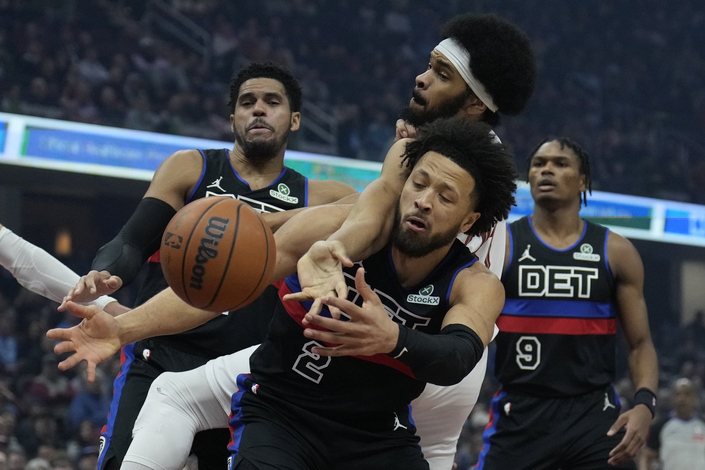 Darius Garland scores 22, Donovan Mitchell 21 as Cavs end mini slide with 110-91 win over Pistons | iNFOnews.ca Darius Garland scores 22, Donovan Mitchell 21 as Cavs end mini slide with 110-91 win over Pistons | iNFOnews.ca