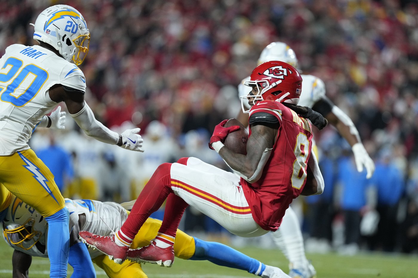 Chiefs win 9th straight AFC West title, beating Chargers 19-17 on bank-shot field goal | iNFOnews.ca Chiefs win 9th straight AFC West title, beating Chargers 19-17 on bank-shot field goal | iNFOnews.ca