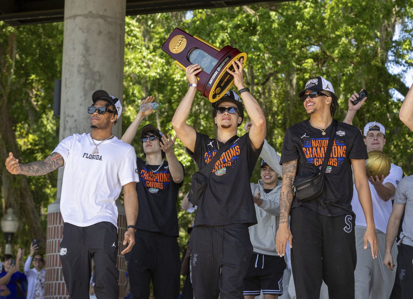 Florida shows up late again, this time for the team's championship celebration on campus | iNFOnews.ca Florida shows up late again, this time for the team's championship celebration on campus | iNFOnews.ca