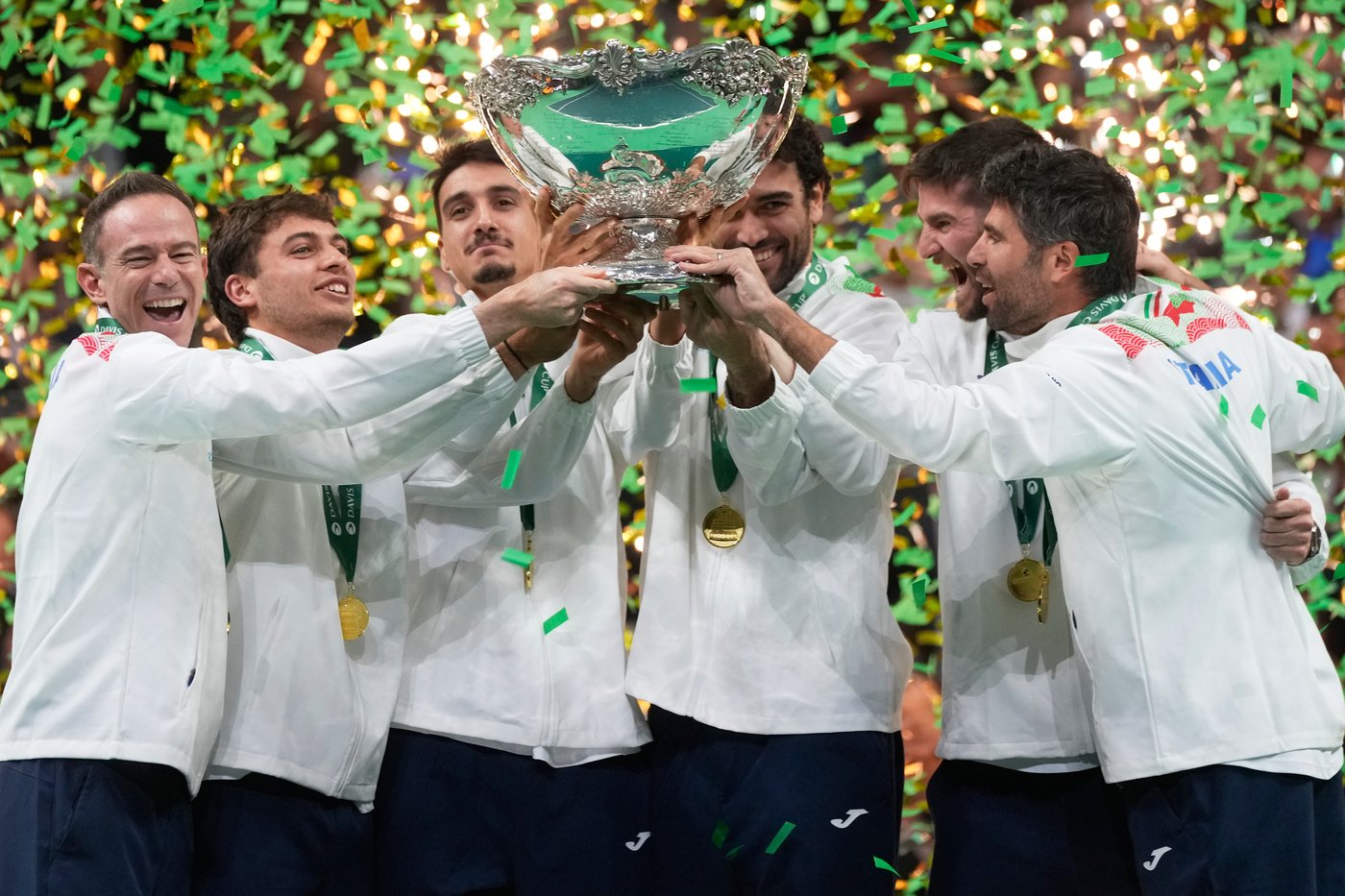 Italy wins Davis Cup for third straight year by beating Spain in final | iNFOnews.ca Italy wins Davis Cup for third straight year by beating Spain in final | iNFOnews.ca