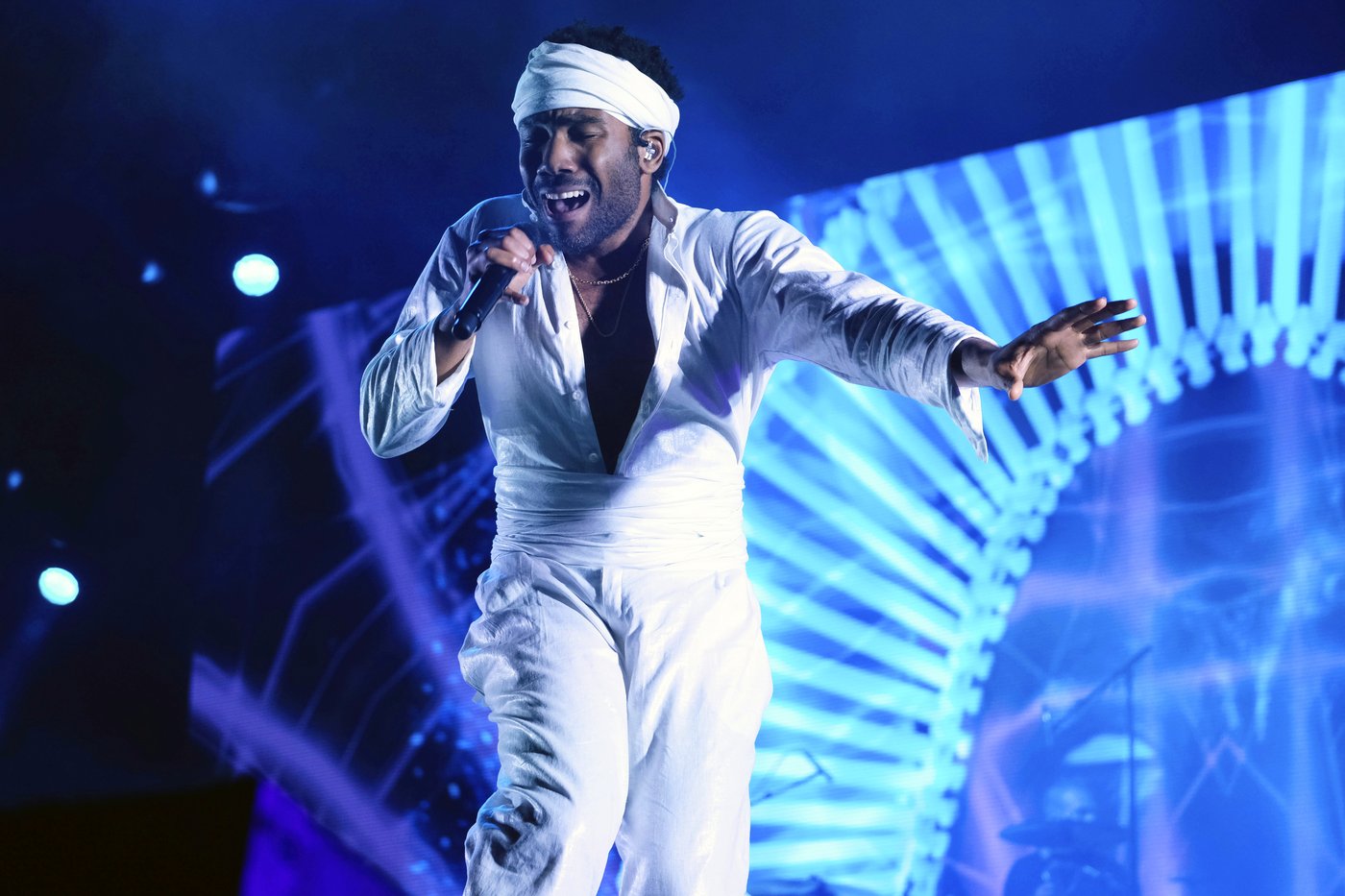 Donald Glover cancels Childish Gambino tour dates over health issue | iNFOnews.ca Donald Glover cancels Childish Gambino tour dates over health issue | iNFOnews.ca