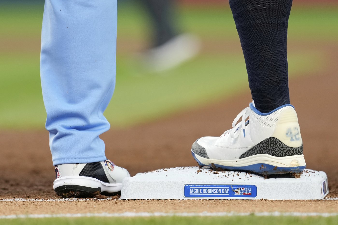 Domínguez's clutch 3-run double sends Fried and Yankees to 4-2 win over Royals | iNFOnews.ca Domínguez's clutch 3-run double sends Fried and Yankees to 4-2 win over Royals | iNFOnews.ca