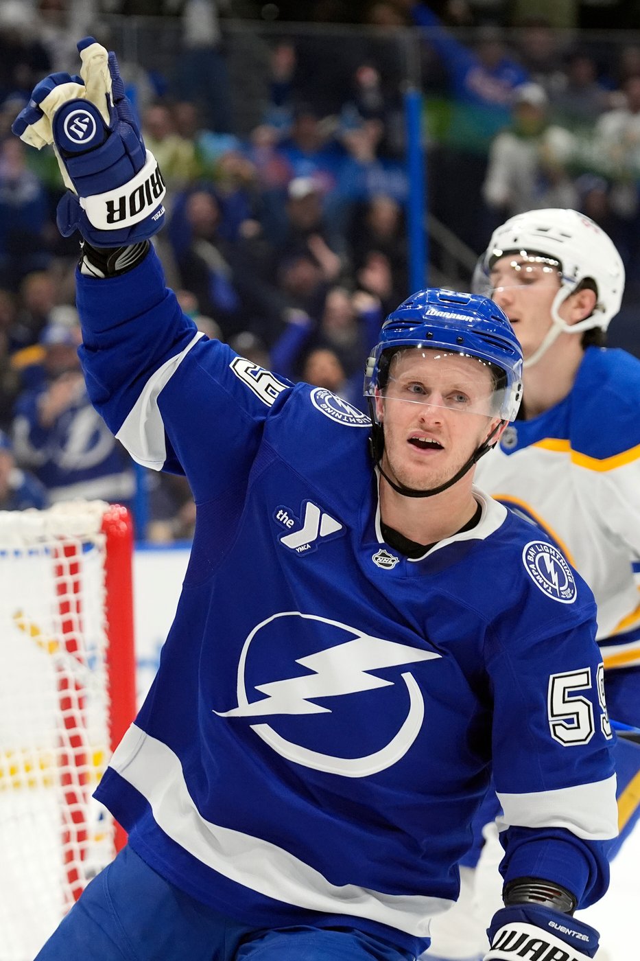 Guentzel's goal in the final seconds of OT gives the Lightning a 4-3 win over the Sabres | iNFOnews.ca