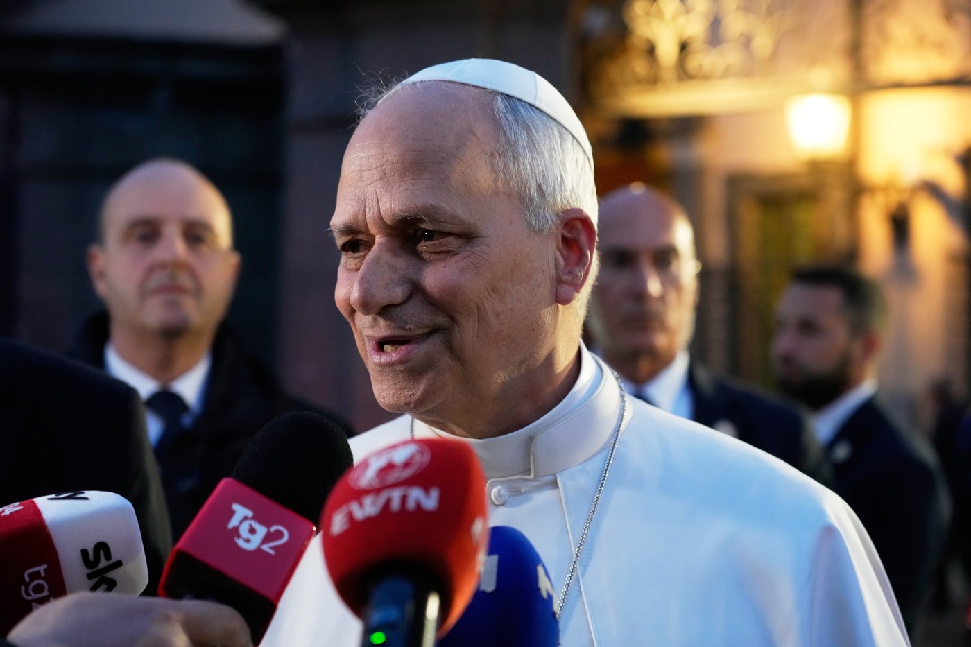 Trump again assails Pope Leo, potentially complicating Rubio's visit to the Vatican this week | iNFOnews.ca