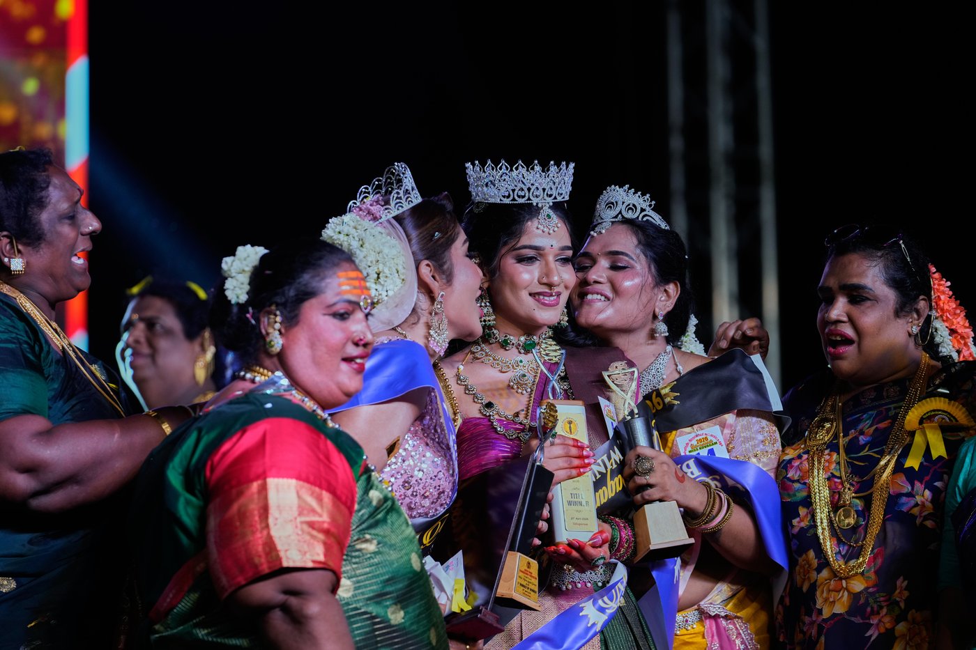 PHOTO ESSAY: A symbolic marriage ritual and beauty pageant brings India’s trans community together | iNFOnews.ca