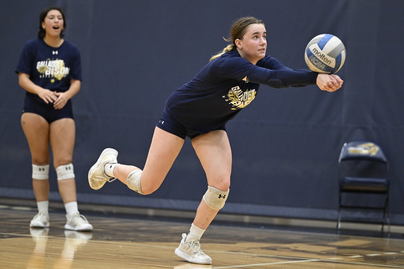 Gallaudet women's volleyball team is signing, quietly winning and rolling into the NCAA Tournament | iNFOnews.ca