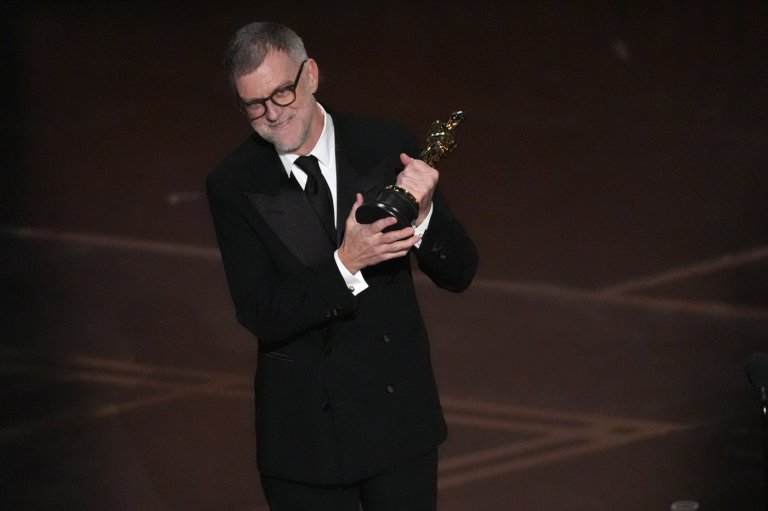 Paul Thomas Anderson wins best director Oscar for ‘One Battle After Another,' claiming 3 awards | iNFOnews.ca