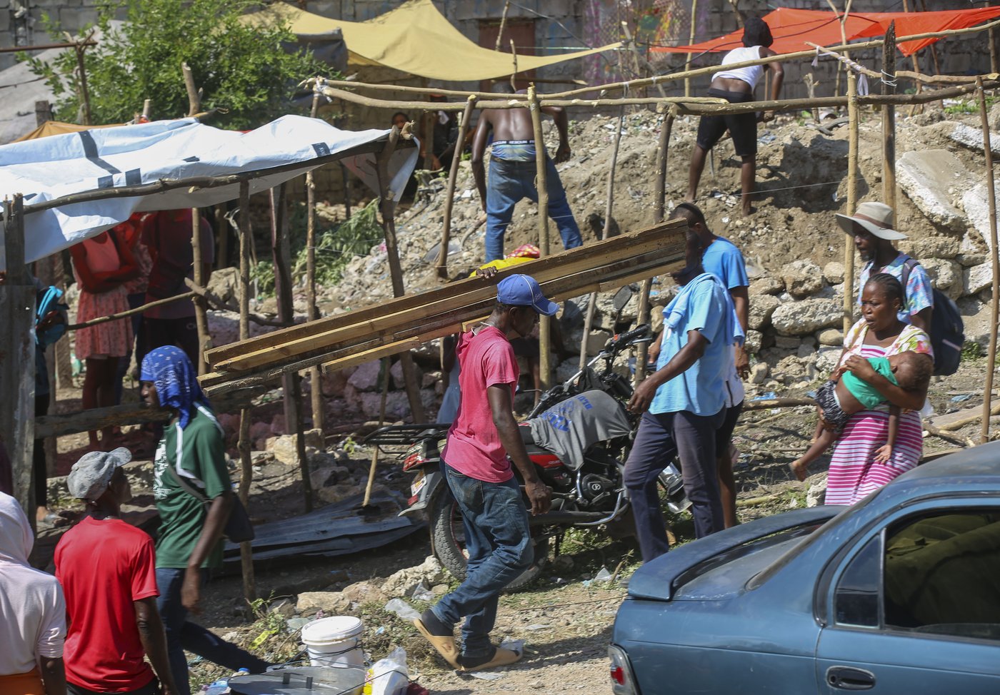 Haiti's residents stand with police in battle to repel latest gang attack | iNFOnews.ca