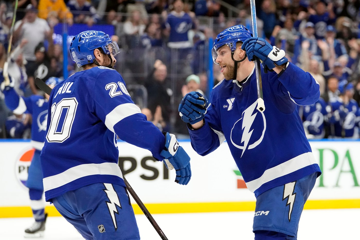 Nikita Kucherov scores 27 seconds into OT to give the Lightning a 4-3 victory against the Red Wings | iNFOnews.ca Nikita Kucherov scores 27 seconds into OT to give the Lightning a 4-3 victory against the Red Wings | iNFOnews.ca