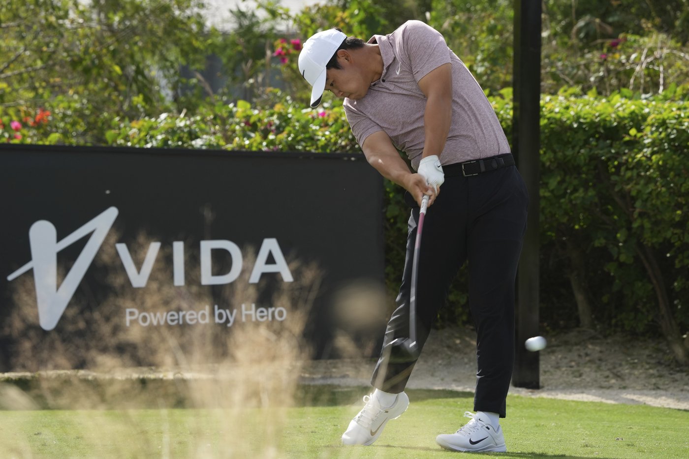 Justin Thomas with big drives and a few big putts takes 1-shot lead over Scheffler in the Bahamas | iNFOnews.ca