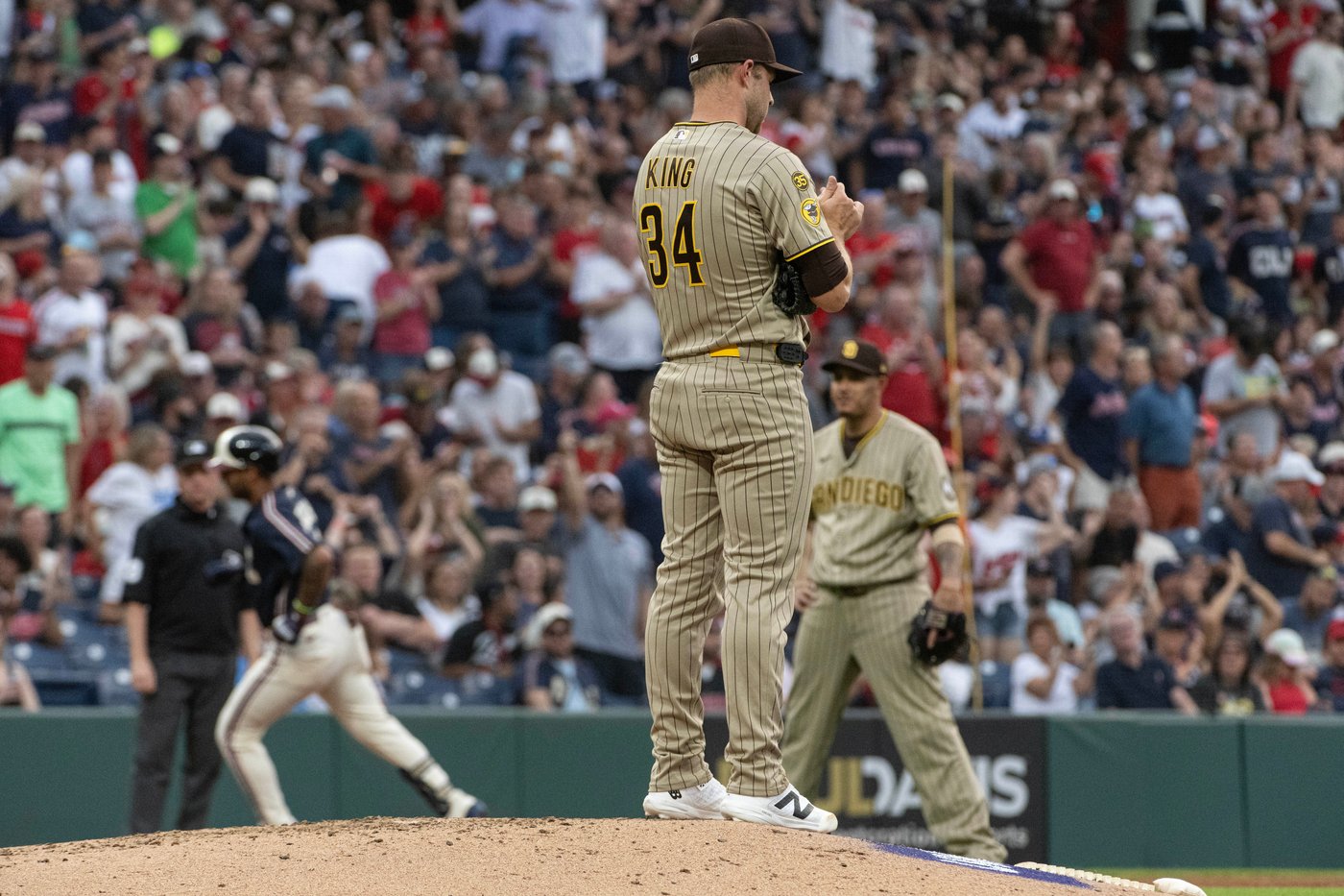 Padres storm back from 3-run deficit to beat the Guardians 7-5, win 6th straight | iNFOnews.ca