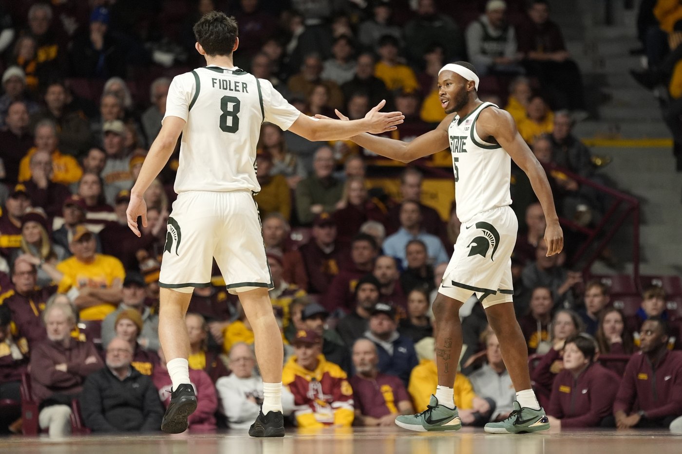 Carr scores 12, Kohler has double-double and Michigan State beats Minnesota 90-72 in Big Ten opener | iNFOnews.ca Carr scores 12, Kohler has double-double and Michigan State beats Minnesota 90-72 in Big Ten opener | iNFOnews.ca