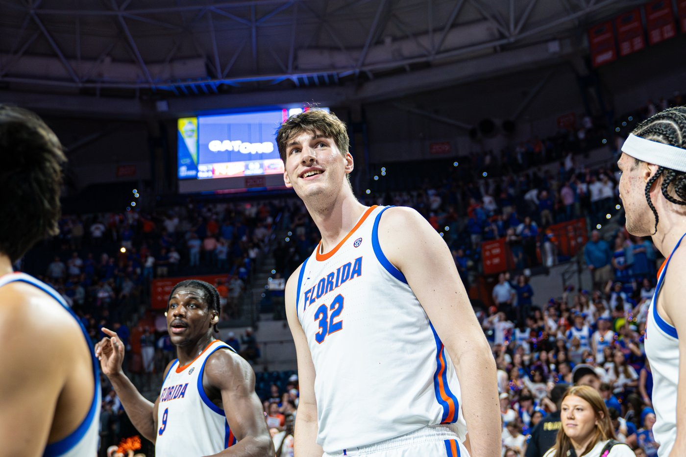 World's tallest basketball player, 7-foot-9 Olivier Rioux, signs with UC Irvine | iNFOnews.ca