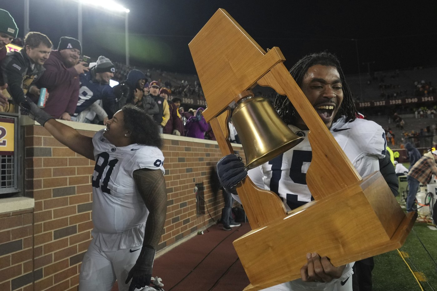 No. 4 Penn State stays on playoff track with narrow 26-25 win over Minnesota | iNFOnews.ca