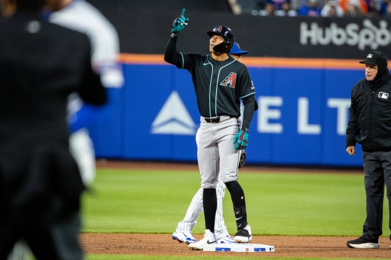 Rodríguez beats McLean in WBC rematch, Diamondbacks roll, 7-1 | iNFOnews.ca