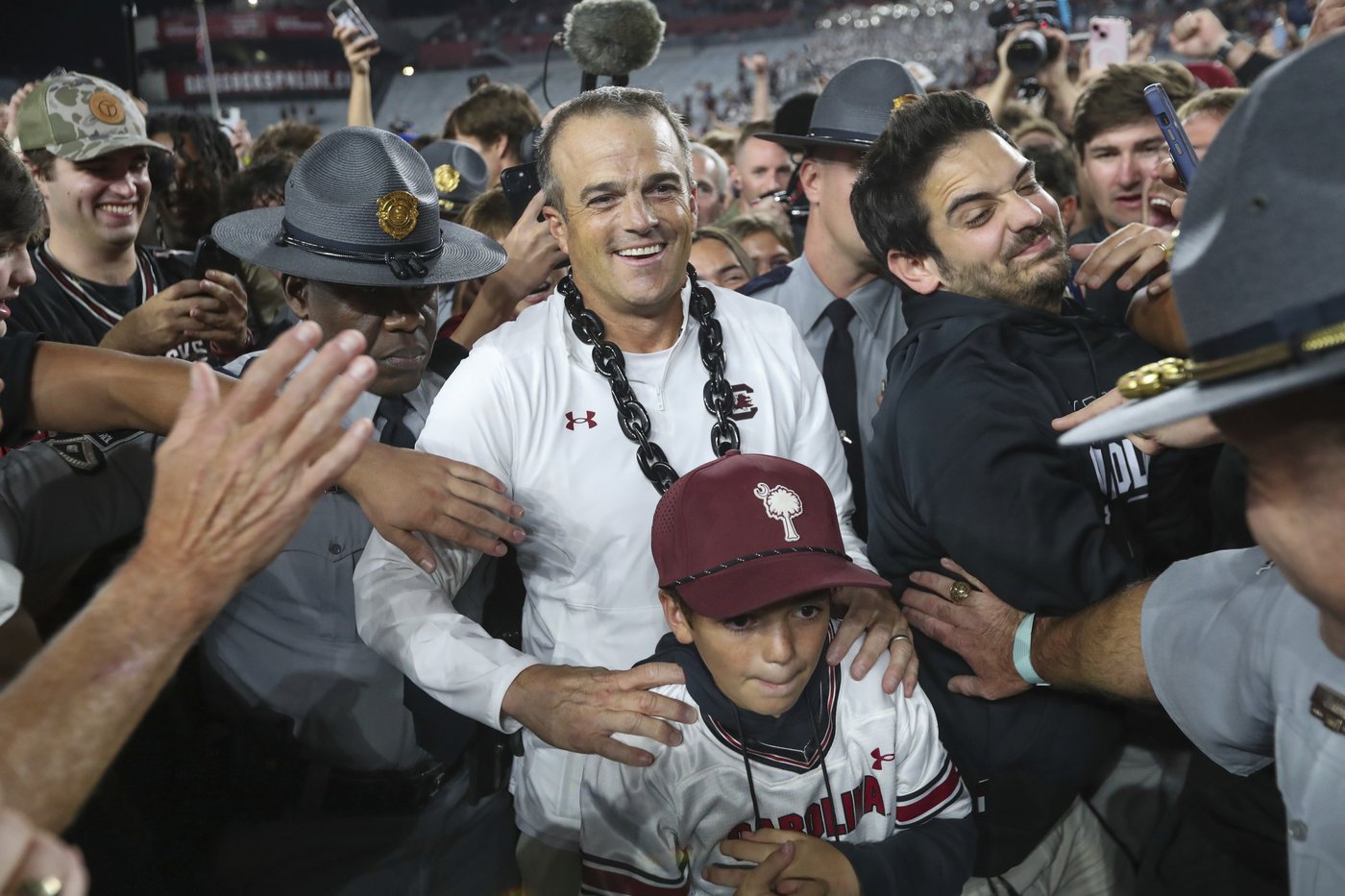 South Carolina runs over No. 10 Texas A&M 44-20 to finally beat an elite SEC team | iNFOnews.ca South Carolina runs over No. 10 Texas A&M 44-20 to finally beat an elite SEC team | iNFOnews.ca