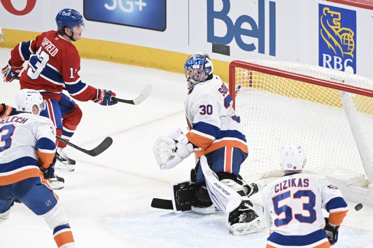 Caufield scores hat trick in five-point night, Canadiens crush Islanders 7-3 | iNFOnews.ca