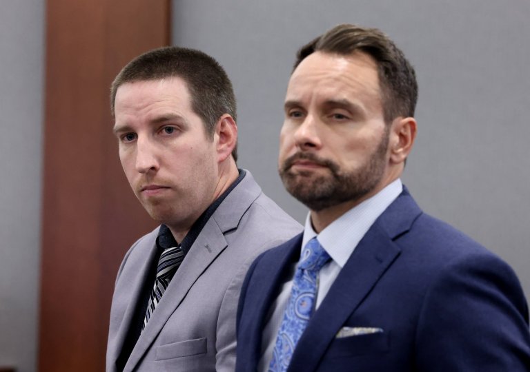 Canadian man who took a bird from Las Vegas' Flamingo casino could face prison if convicted | iNFOnews.ca
