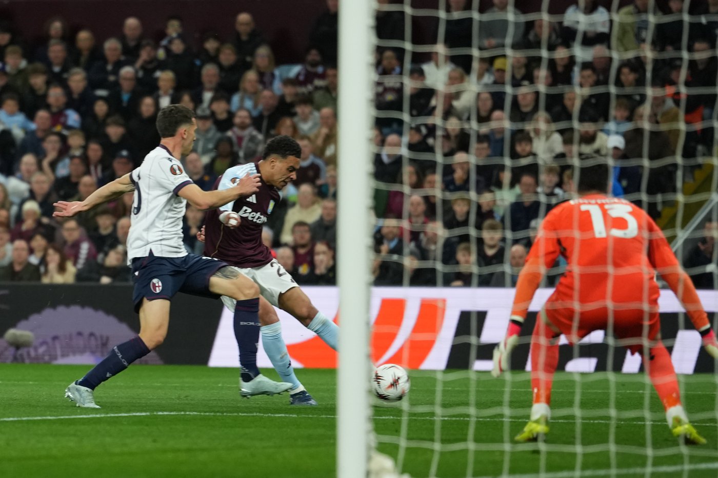 Aston Villa routs Bologna to set up all-English Europa League semifinal against Nottingham Forest | iNFOnews.ca Aston Villa routs Bologna to set up all-English Europa League semifinal against Nottingham Forest | iNFOnews.ca