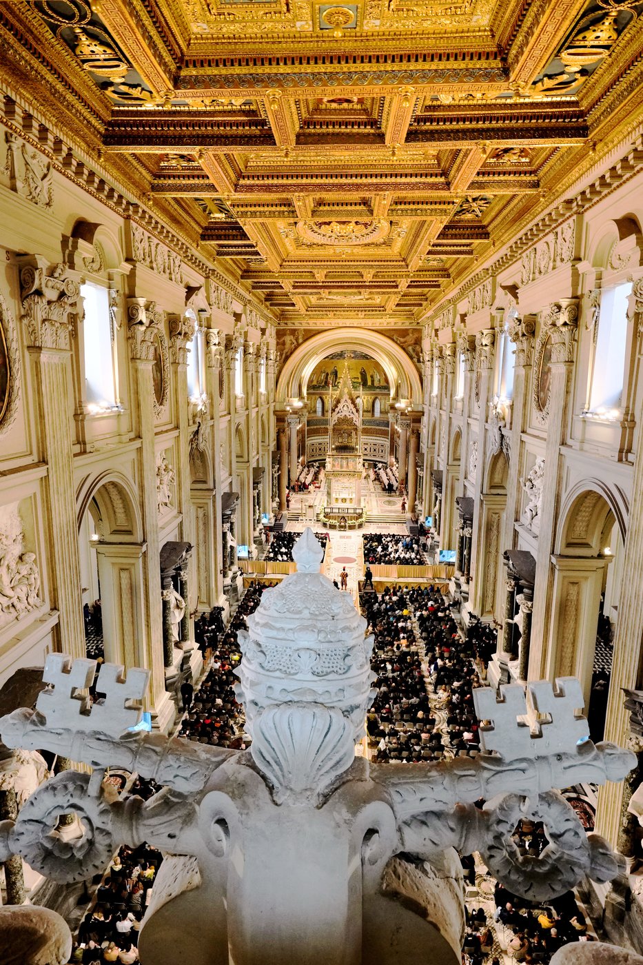 Pope Leo XIV revives the Holy Thursday foot-washing of priests after Francis's inclusive tradition | iNFOnews.ca