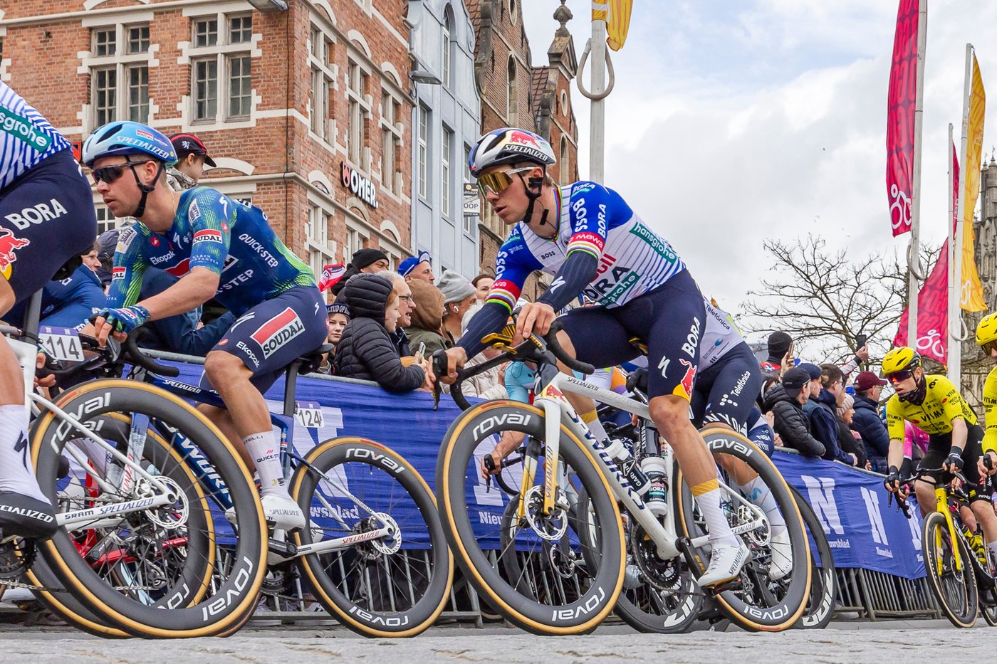 Don't miss it! Cycling's golden era delivers weekly brilliance and once-in-a-lifetime rivalries | iNFOnews.ca Don't miss it! Cycling's golden era delivers weekly brilliance and once-in-a-lifetime rivalries | iNFOnews.ca