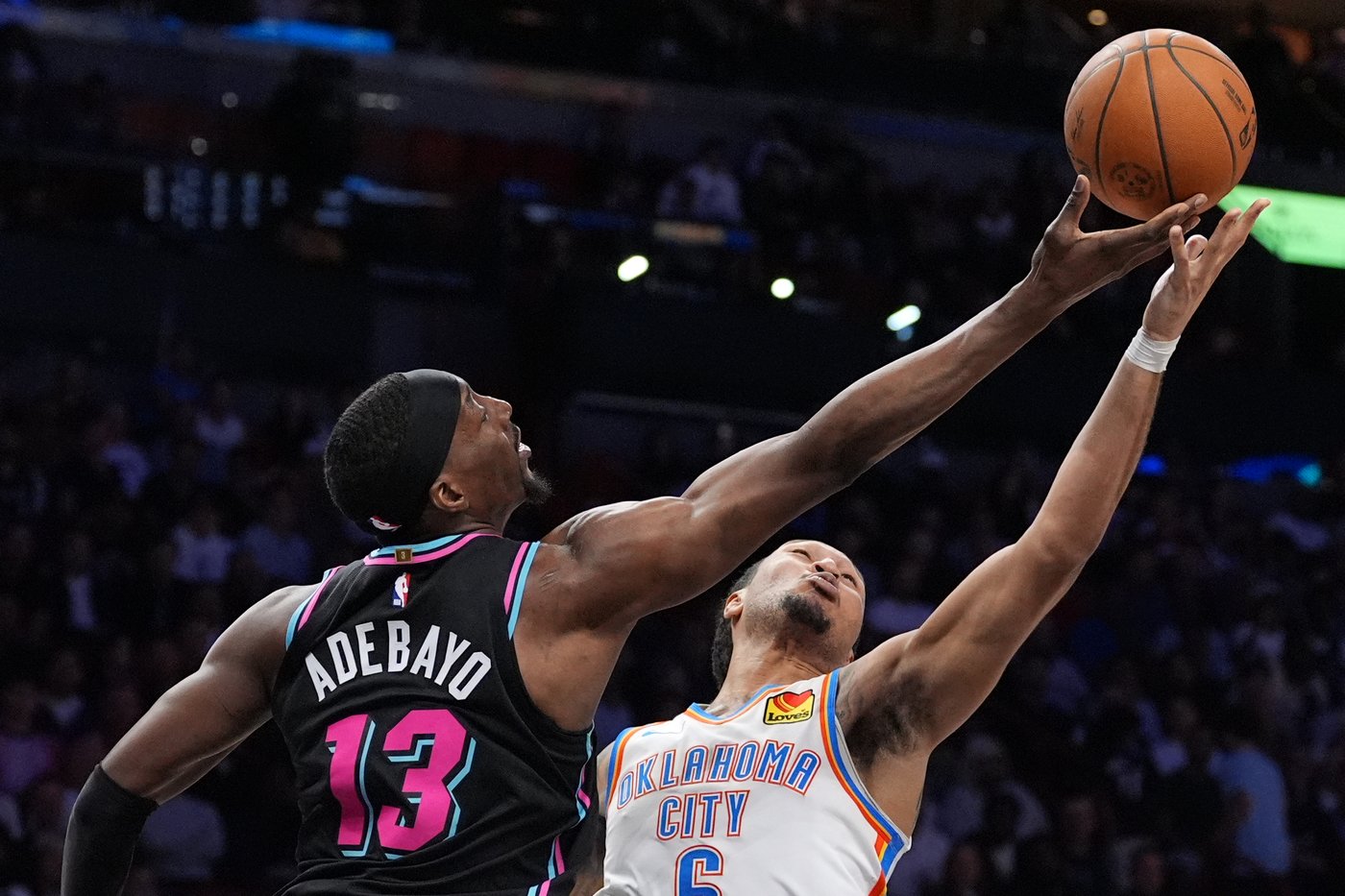 Bam Adebayo scores 30, Andrew Wiggins' late 3 lifts Heat past Thunder 122-120 | iNFOnews.ca Bam Adebayo scores 30, Andrew Wiggins' late 3 lifts Heat past Thunder 122-120 | iNFOnews.ca