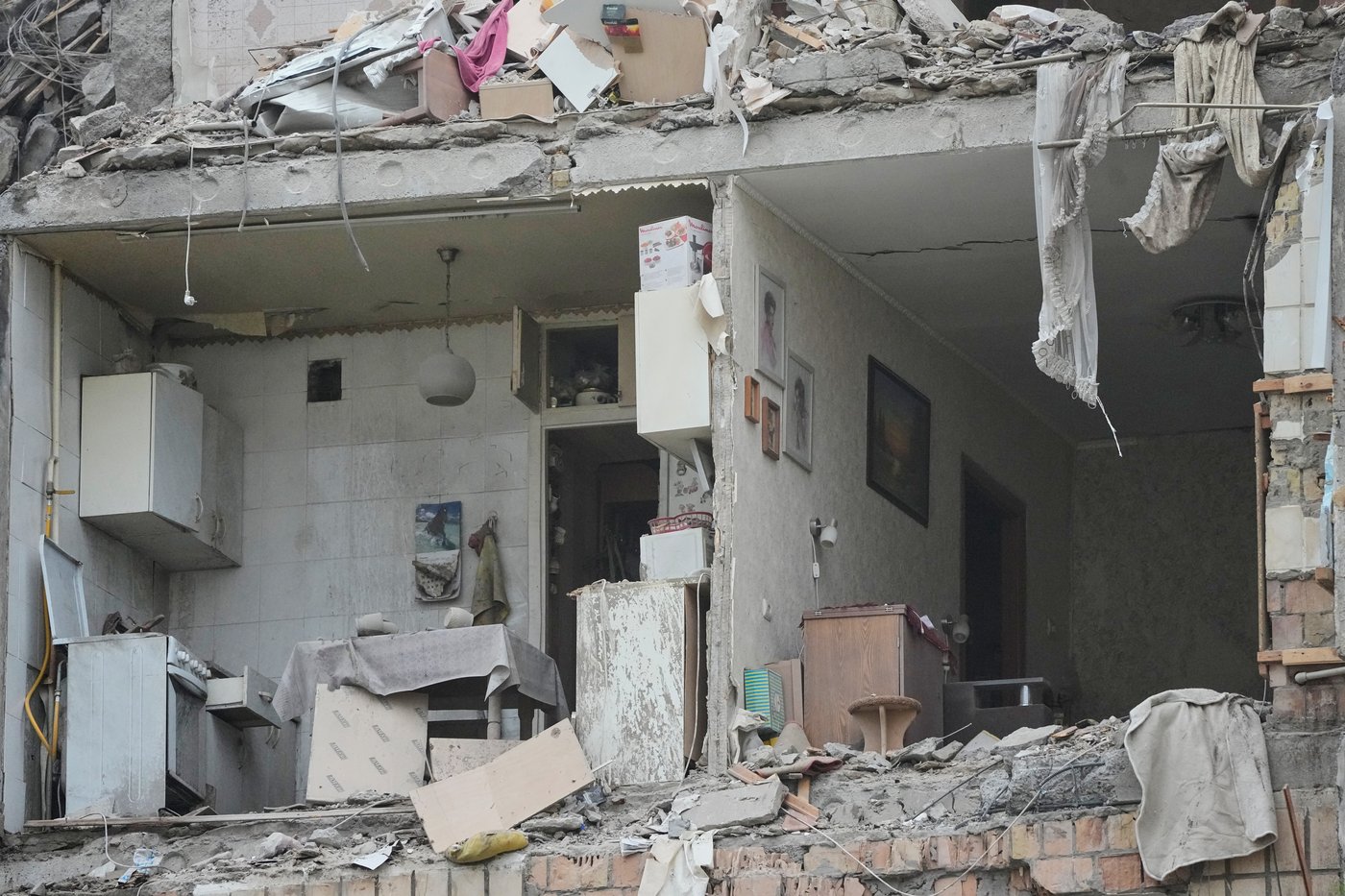 Russia's missile and drone attacks on Ukraine kill at least 22 | iNFOnews.ca Russia's missile and drone attacks on Ukraine kill at least 22 | iNFOnews.ca