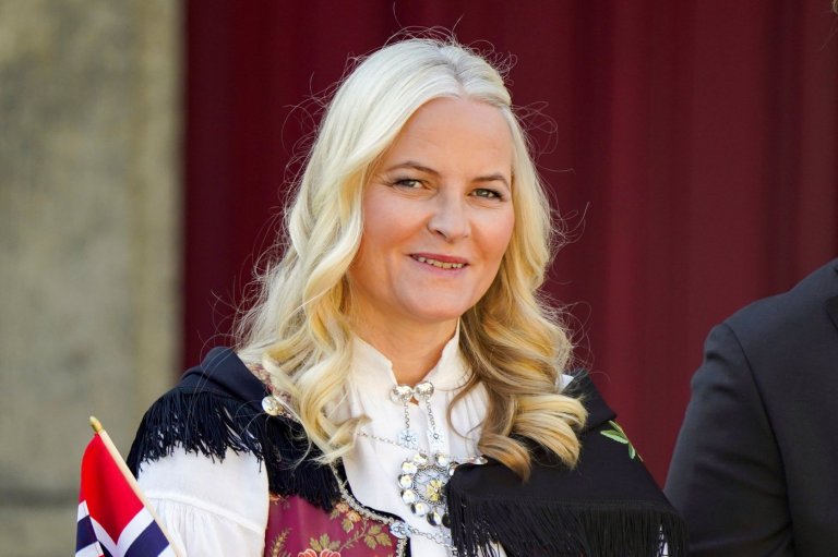 Norway's crown princess talks about her ties to Epstein for the first time | iNFOnews.ca