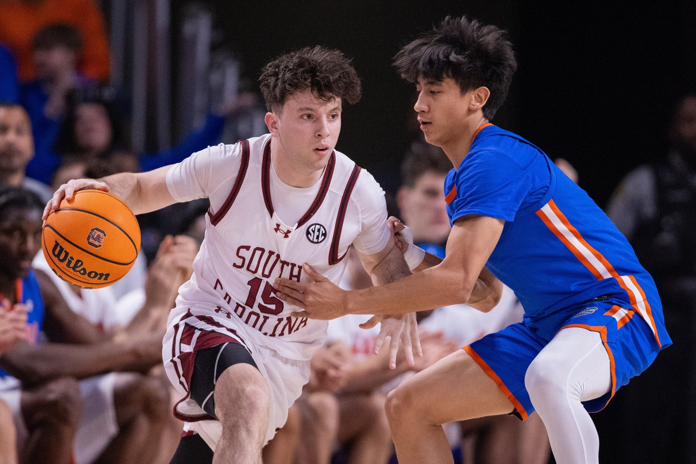 Thomas Haugh and Rueben Chinyelu lead No. 19 Florida to 95-48 win over South Carolina | iNFOnews.ca