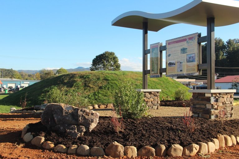 A town in North Carolina is returning land to the Eastern Band of Cherokee Indians | iNFOnews.ca