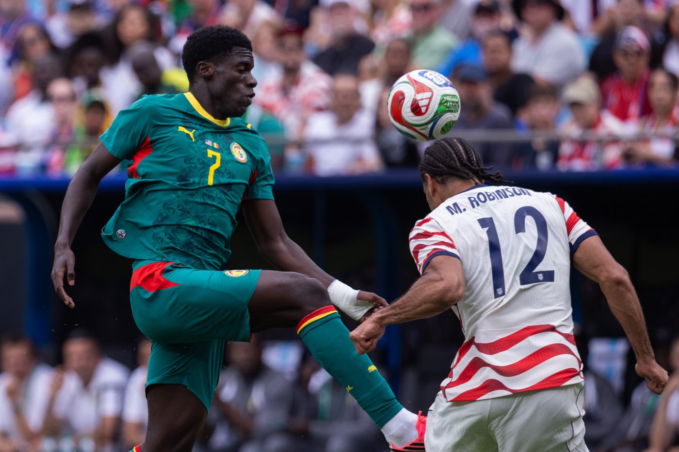 Now watch this: US coach Mauricio Pochettino turns to laptop in-game during match with Senegal | iNFOnews.ca Now watch this: US coach Mauricio Pochettino turns to laptop in-game during match with Senegal | iNFOnews.ca