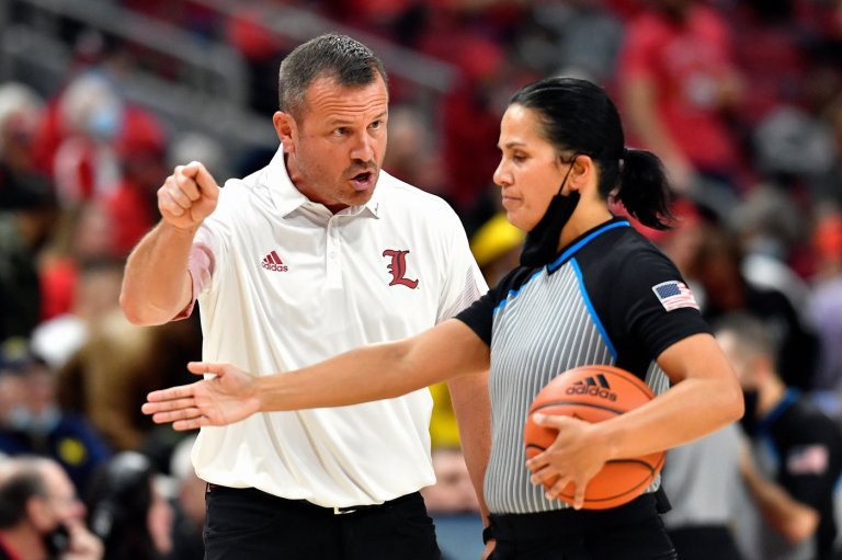 8 conferences, including Big East and ACC, announce new women's basketball officiating alliance | iNFOnews.ca