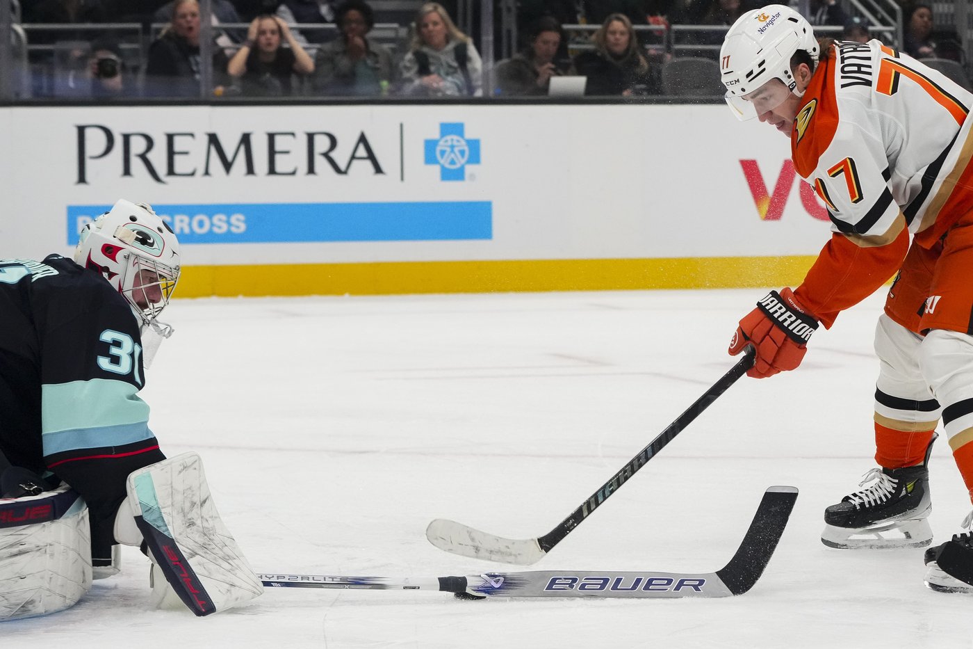 Ducks score 3 goals early in 2nd period and beat Kraken 6-4 for 3rd straight win | iNFOnews.ca