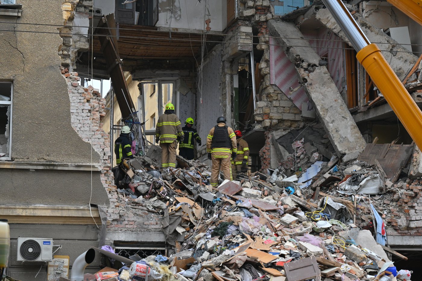 Russian drones kill 3 and wound children in Ukraine as Zelenskyy urges speedier diplomacy | iNFOnews.ca Russian drones kill 3 and wound children in Ukraine as Zelenskyy urges speedier diplomacy | iNFOnews.ca