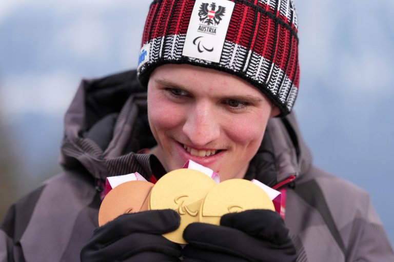 Para skiers Johannes and Veronika keep adding to medal tally of the Aigner family at Milan Cortina | iNFOnews.ca
