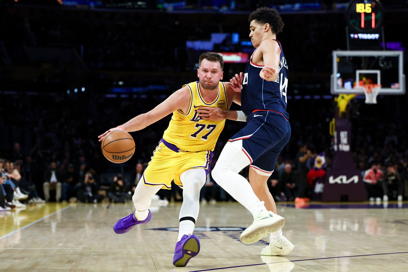 Luka Doncic scores 38 and the Lakers hold off the Clippers 125-122 to split LA rivals' season series | iNFOnews.ca