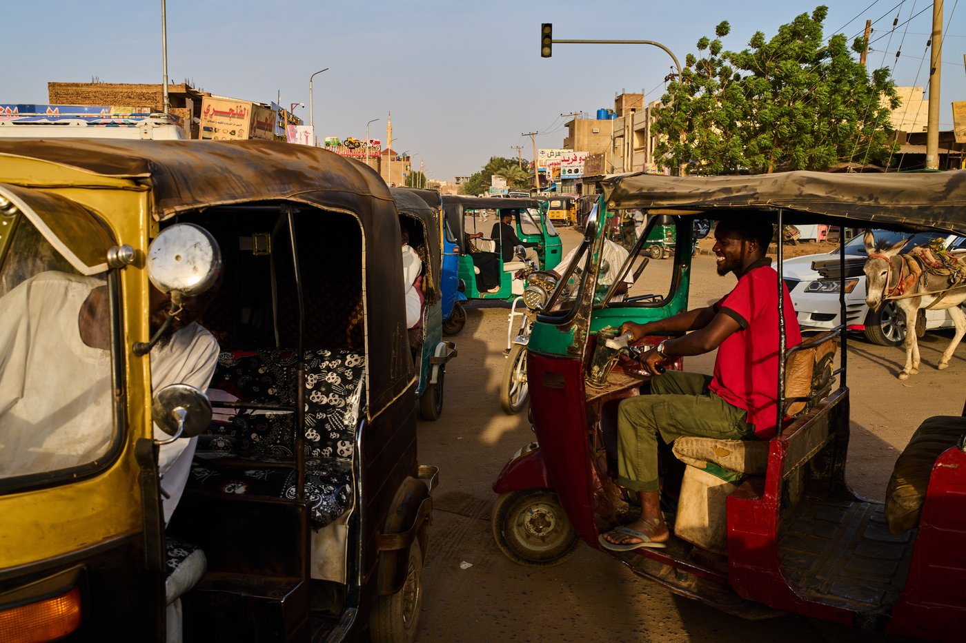 Photos of daily life in Sudan as war enters its fourth year | iNFOnews.ca