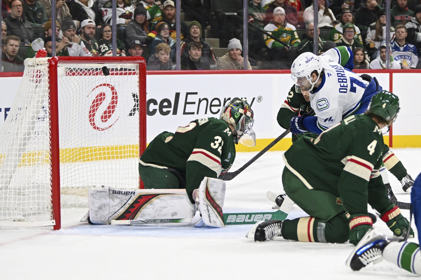 Kaprizov scores late in OT and NHL-leading Wild rally for 3-2 win over Canucks | iNFOnews.ca Kaprizov scores late in OT and NHL-leading Wild rally for 3-2 win over Canucks | iNFOnews.ca