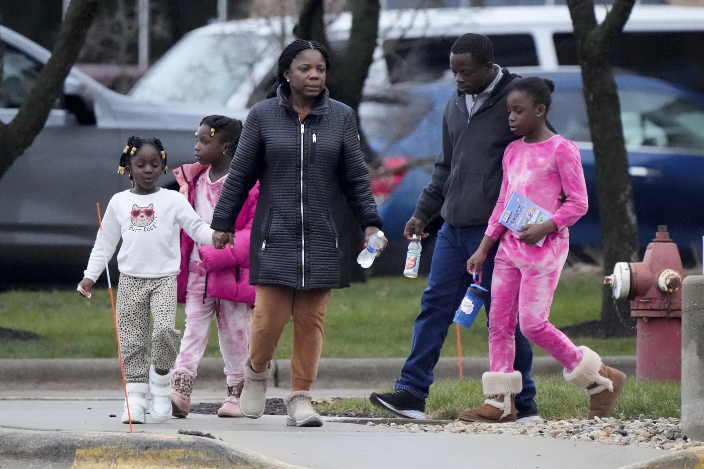 15-year-old girl fatally shoots teacher and teenager at a Christian school in Wisconsin | iNFOnews.ca