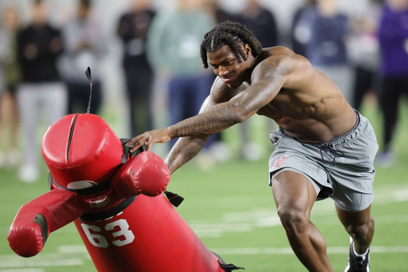 AP Mock Draft 3.0: Real intrigue in NFL draft starts at No. 2 after Raiders take QB Fernando Mendoza | iNFOnews.ca