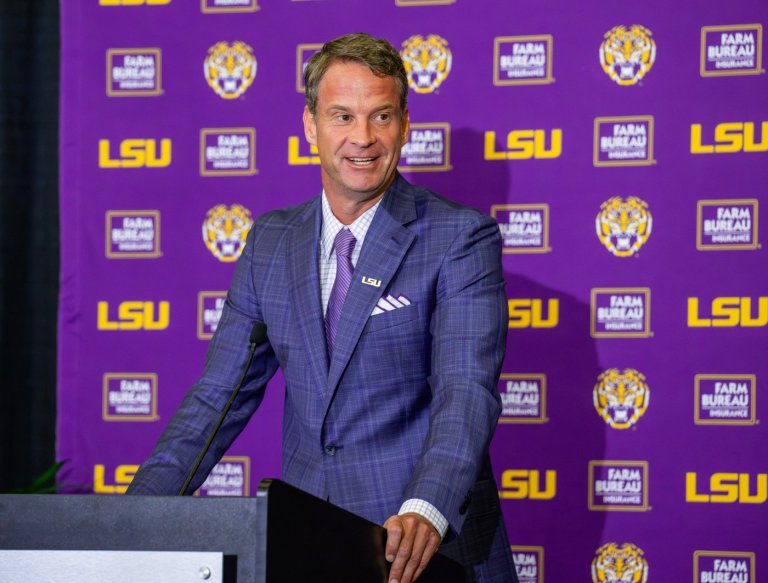 LSU coach Lane Kiffin announces that defensive coordinator Blake Baker will remain with the Tigers | iNFOnews.ca