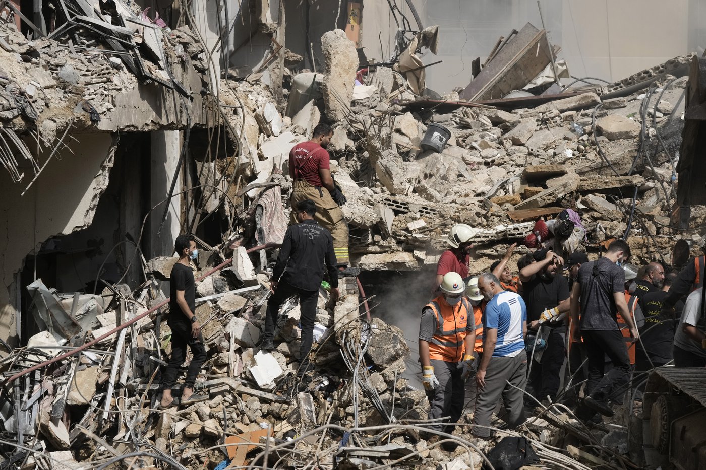 Hezbollah targets base near Haifa after Israeli strike in Beirut killed 37, including top commander | iNFOnews.ca Hezbollah targets base near Haifa after Israeli strike in Beirut killed 37, including top commander | iNFOnews.ca