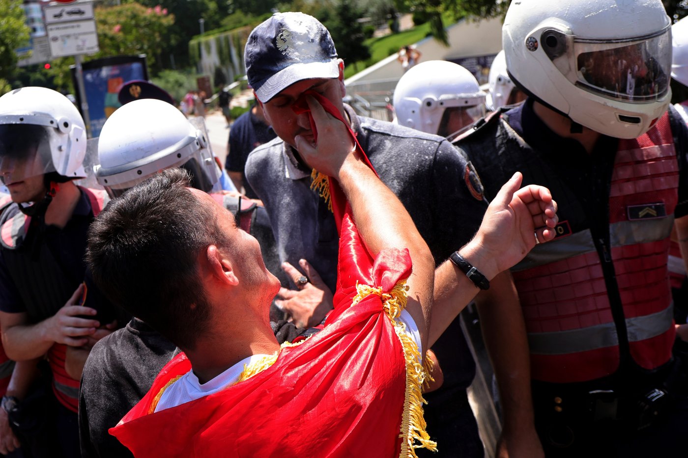 Albanian police use tear gas and pepper spray as Tirana protest turns violent | iNFOnews.ca Albanian police use tear gas and pepper spray as Tirana protest turns violent | iNFOnews.ca