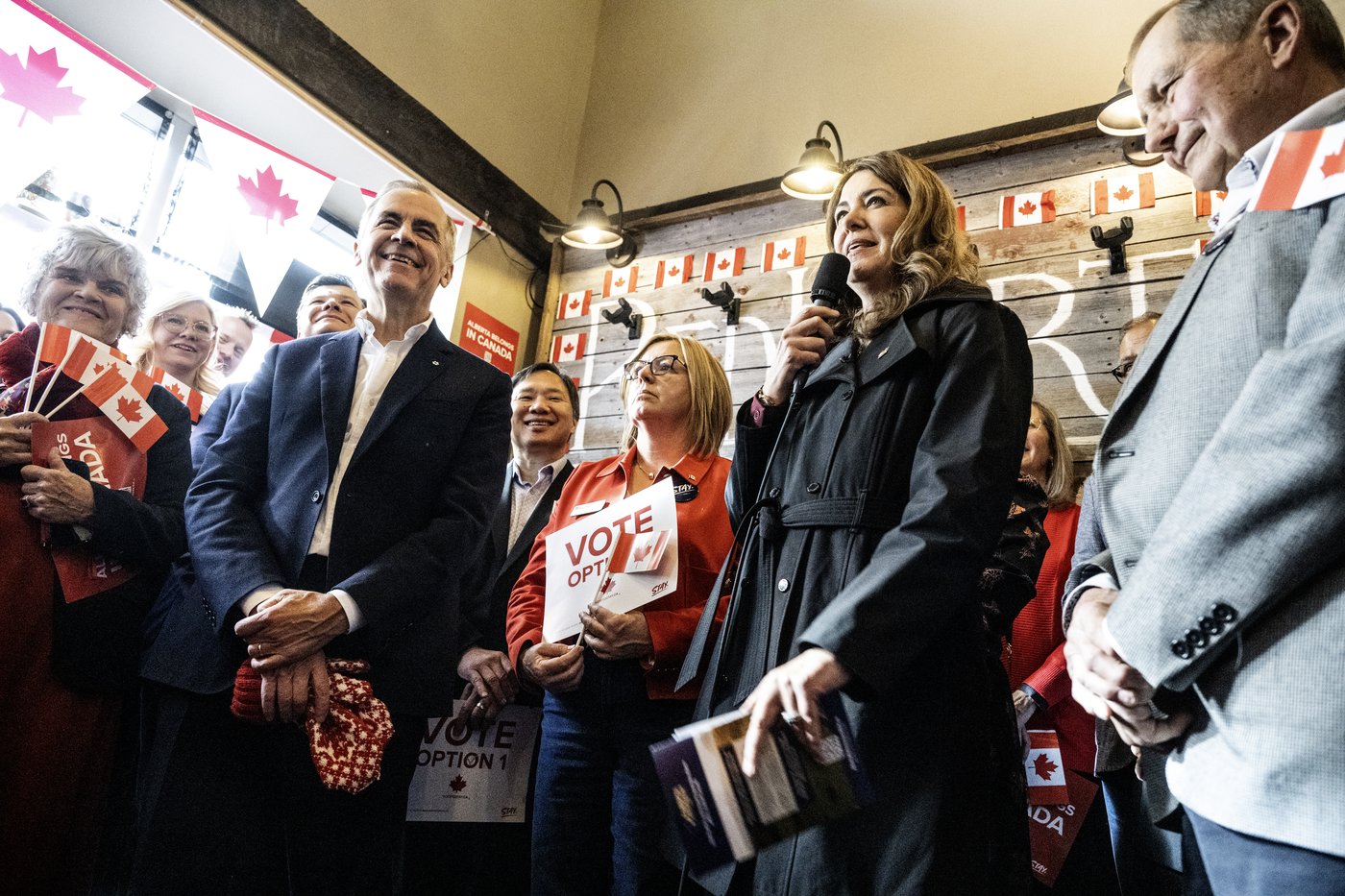 Albertans split in early returns on remaining 9 referendum questions | iNFOnews.ca Albertans split in early returns on remaining 9 referendum questions | iNFOnews.ca