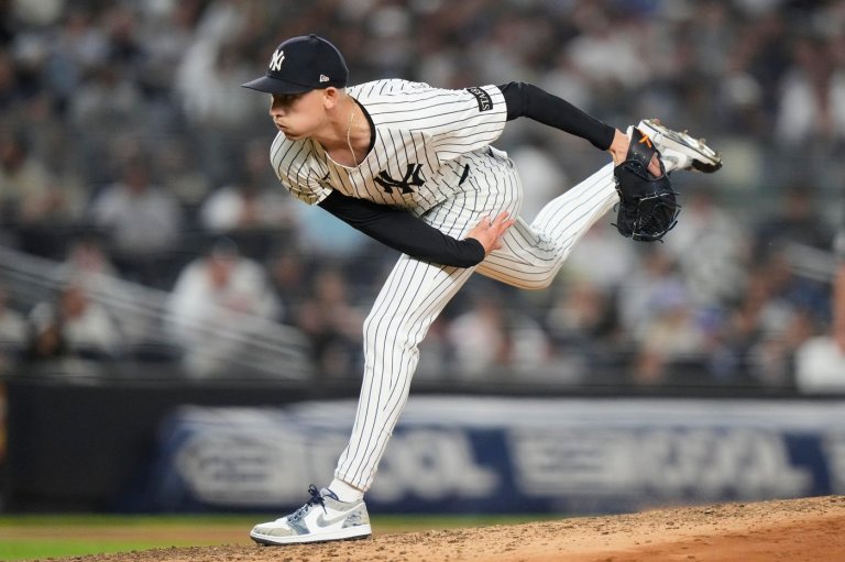 Luke Weaver agrees to $22 million, 2-year deal with the New York Mets, AP source says | iNFOnews.ca