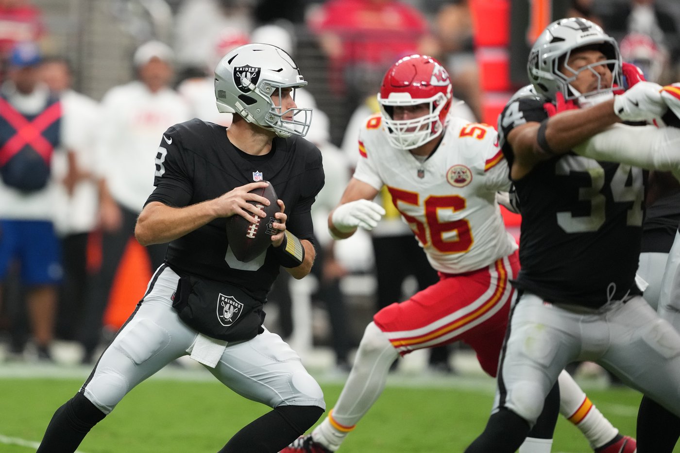Klint Kubiak shows confidence in his Raiders by predicting victory at halftime of loss to Chiefs | iNFOnews.ca Klint Kubiak shows confidence in his Raiders by predicting victory at halftime of loss to Chiefs | iNFOnews.ca