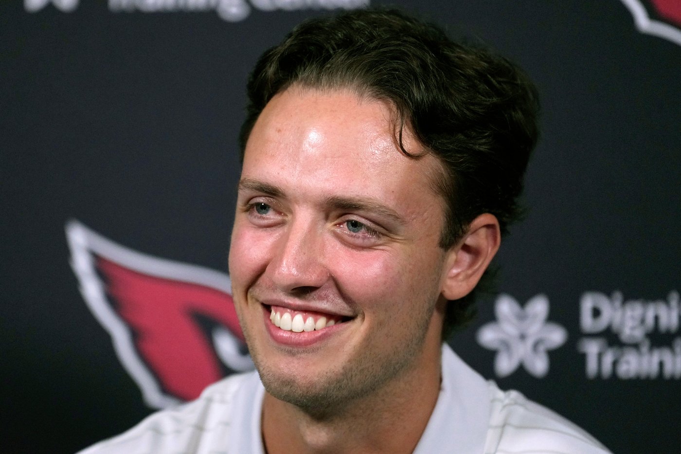 Rookie QB Carson Beck hard at work for Arizona Cardinals in prep for potential starting competition | iNFOnews.ca Rookie QB Carson Beck hard at work for Arizona Cardinals in prep for potential starting competition | iNFOnews.ca
